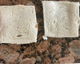 Foto del paso 1 de la receta: Rollitos de pan francés