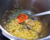 Foto del paso 2 de la receta: Crema de pimientos amarillo