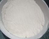 A picture of step 1 of Wheat flour halwa.