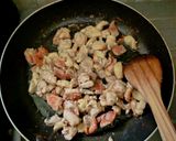 Foto langkah ke 3 dari resep Tumis Ayam Taichan.