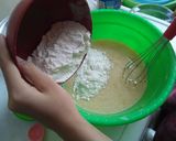 Foto langkah ke 6 dari resep 196. Bolu Pisang (no mixer no oven).