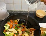 Foto langkah ke 4 dari resep Capcay Kuah Kental.