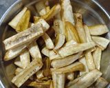 A picture of step 2 of Nendran Banana chips.