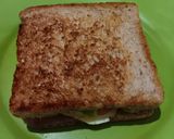Foto langkah ke 3 dari resep Roti gandum isi telur dan timun.