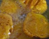 A picture of step 4 of Potato Pakoda.