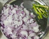A picture of step 3 of Khade masale ka Chicken.