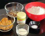 A picture of step 1 of Meethe Gulgule | Gur Ke Gulgule.
