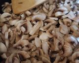 Foto del paso 2 de la receta: Taquitos de hongos con guajillo