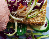 Foto del paso 1 de la receta: Hamburguesa vegana de tofu rebozado en especias con pan de remolacha