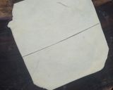 A picture of step 6 of Pizza mack puff.