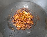 Foto del paso 5 de la receta: Arroz de butifarra de huevo y ajos tiernos