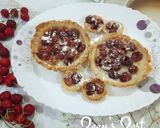 A picture of step 5 of Cherry Tarts.