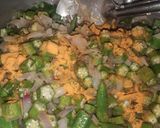मसाला भिंडी (masala bhindi recipe in Hindi) रेसिपी चरण 4 फोटो