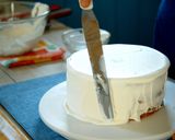 A picture of step 19 of Peach Decoration Cake (Chantilly Peche).