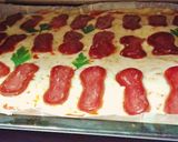 Foto del paso 4 de la receta: Pizza de fuet de pavo con mozzarella
