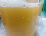 A picture of step 3 of Angoor n keenu ka juice 🥂😋👍.