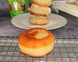 Foto langkah ke 7 dari resep Donat Matcha Discard Sourdough.