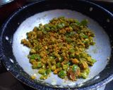 A picture of step 4 of Khamang Dhobli mirch.