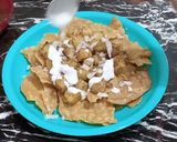 A picture of step 3 of Aloo Papdi chat.