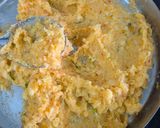 A picture of step 3 of Schezwan Upma bites.