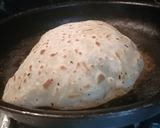A picture of step 7 of Cheese naan.