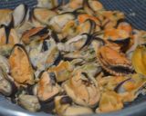 Foto del paso 1 de la receta: Cazuela de Mejillones al marsala