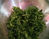 Foto del passaggio 2 della ricetta Sfoglia ripiena di robiola, rucola e salmone affumicato
