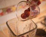 Foto del paso 1 de la receta: Agua Fresca de Fresas y Arándanos