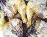 Foto del paso 5 de la receta: Pollo Asado con Patatas Finas Especiadas en Salsa de Mantequilla, Limón y Vino con Cherrys