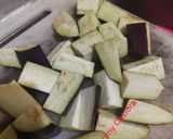 Foto langkah ke 1 dari resep Terong Ebi Pedas.