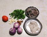 कोळंबी ग्रेव्ही (kolambi gravy recipe in marathi) रेसिपी स्टेप 1 फोटो 