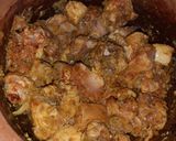 A picture of step 3 of Chilli sauce chicken fry.