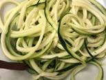 Foto del paso 1 de la receta Ensalada de spaghetti de calabacín