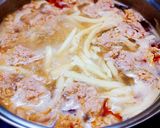 Hình bước làm 4 của món Bánh canh bột mì nấu chả tôm