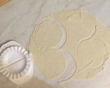 Φωτογραφία βήματος 2 της συνταγής Dumplings 🥟 εύκολα γεμιστά με κιμά.