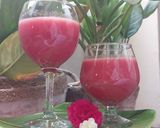 A picture of step 3 of Watermelon & pomegranate fresh Juice.