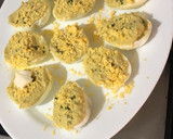 Foto del paso 2 de la receta: Huevos rellenos de aguacate