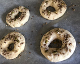Foto del paso 5 de la receta: Pan de bagel súper fácil 🥯😍