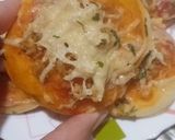 صورة لخطوة 3 من وصفة ميني بيتزا 🍕🍕