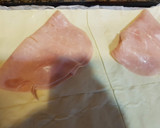 Foto del paso 2 de la receta: Hojaldres de jamón york con mozzarella y jamón serrano + queso