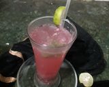 A picture of step 3 of Pomegranate mojito.