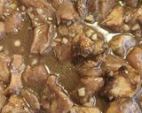 Foto del paso 4 de la receta: Pechuga de pollo con salsa de ajo y pimienta negra