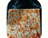 A picture of step 4 of Pinwheel pizza.