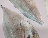 Foto del paso 1 de la receta: Filetes de dorada con champiñones
