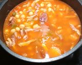 Foto del paso 5 de la receta: Cazuela de garbanzos con chorizo ibérico y bacon