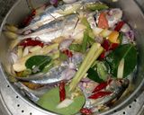 Foto langkah ke 5 dari resep Ikan Kembung Kukus✨.