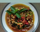 Foto langkah ke 8 dari resep Ayam Kemangi Bumbu Kuning.