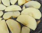 Foto del paso 1 de la receta: Tortilla dulce de manzana, sin azúcar agregado ni edulcorante 🍎 con avena, canela, vainilla y nuez