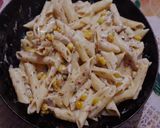A picture of step 5 of Spicy Chicken Alfredo Pasta.