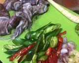 Foto langkah ke 1 dari resep Tumis cumi tinta.